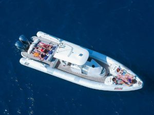Renting of Semi-rigid small boat in Barcelona | Sailing BCN